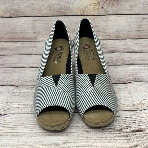 BOBS Skechers Women Size 7 Black White Wedge Heel Memory Foam Ankle Boots - Picture 3 of 9